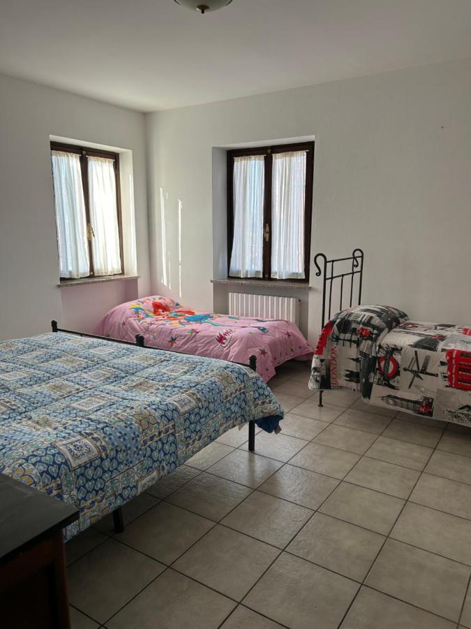 Takalcastel 2 Apartment Cisterna d'Asti Luaran gambar